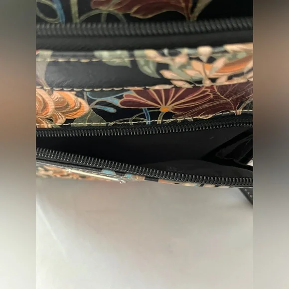 Multisac Black with Multicolor Flowers Crossbody Purse - Picture 3 of 12